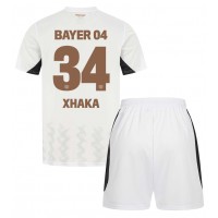 Dětský fotbalový dres Bayer Leverkusen Granit Xhaka #34 2024-25 Venkovní Krátký Rukáv (+ trenýrky)